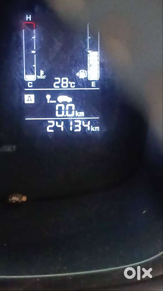 Hyundai Venue 2020 Petrol Top Model 24134 Km Driven