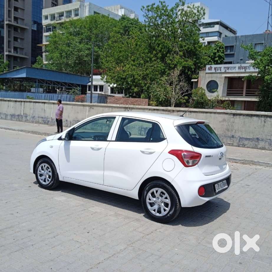 Hyundai Grand I10 Magna, 2017, Petrol