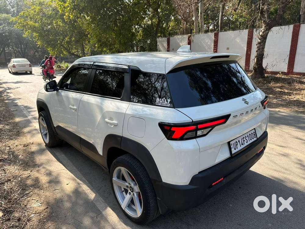 2023 Maruti Suzuki Brezza Lxi S-cng