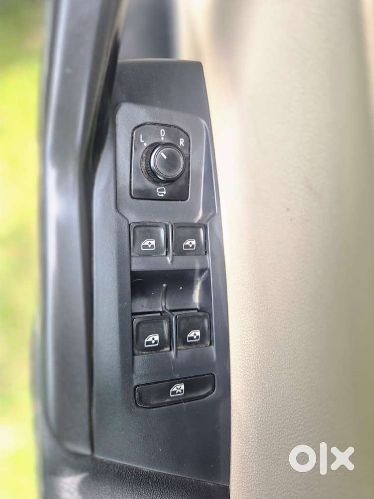 Skoda Slavia 1.5 Tsi Style, 2022, Petrol