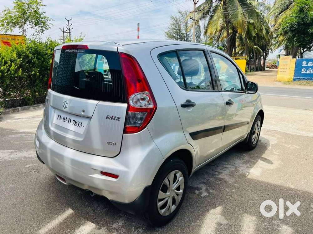 Maruti Suzuki Ritz Vxi, 2010, Petrol
