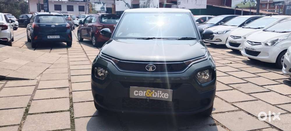 Tata Punch Creative Flagship Dual Tone Amt, 2023, Petrol