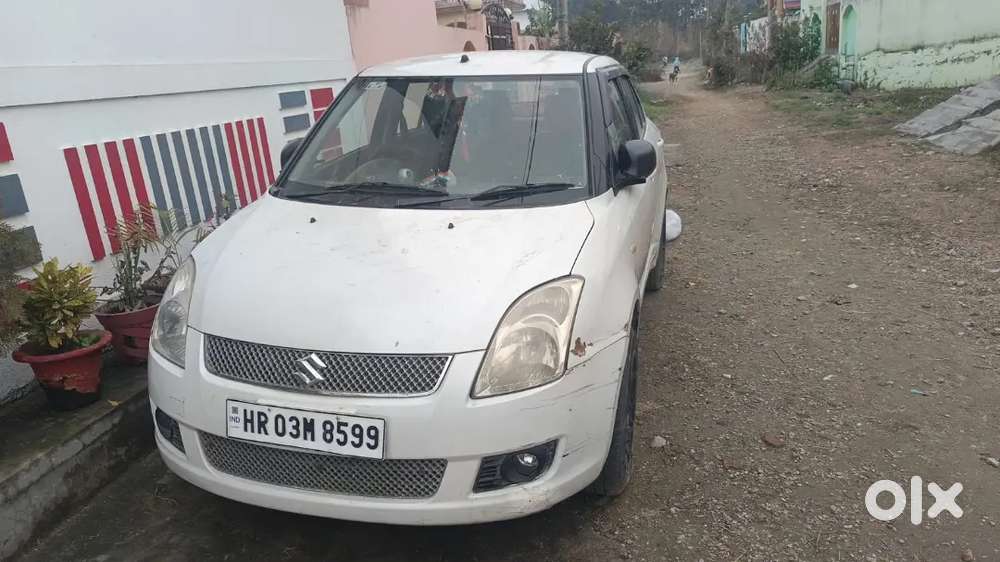 Maruti Suzuki Dzire 2011 Petrol 72000 Km Driven