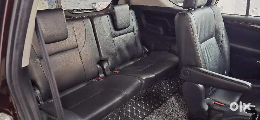 2016 Toyota Innova Crysta