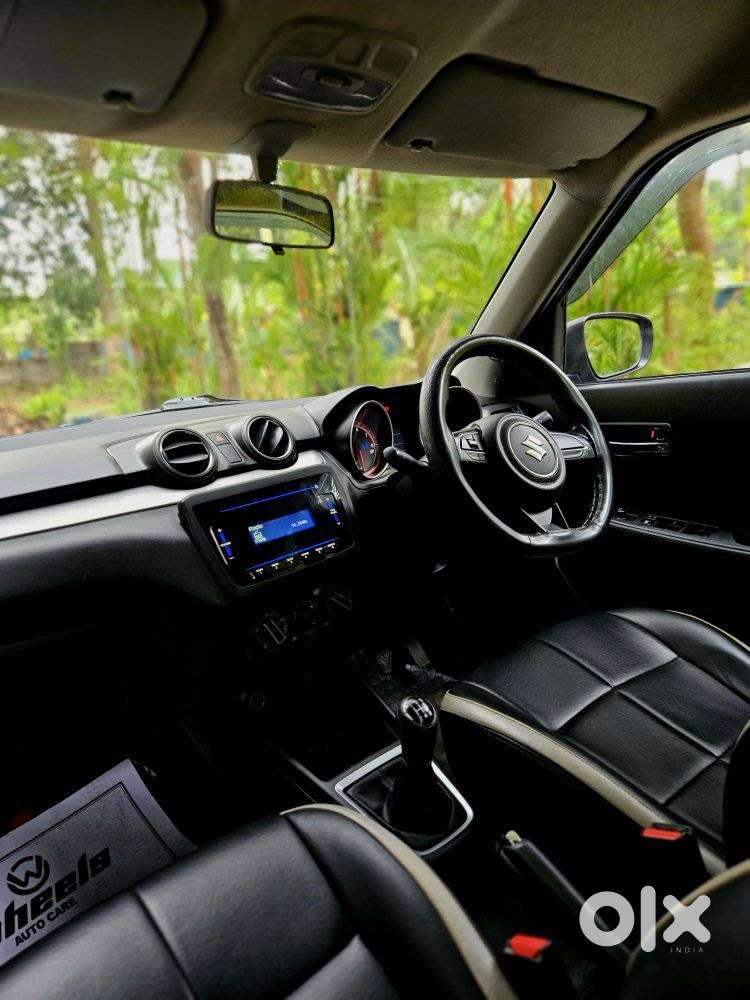 Maruti Suzuki Swift Vxi Optional, 2022, Petrol