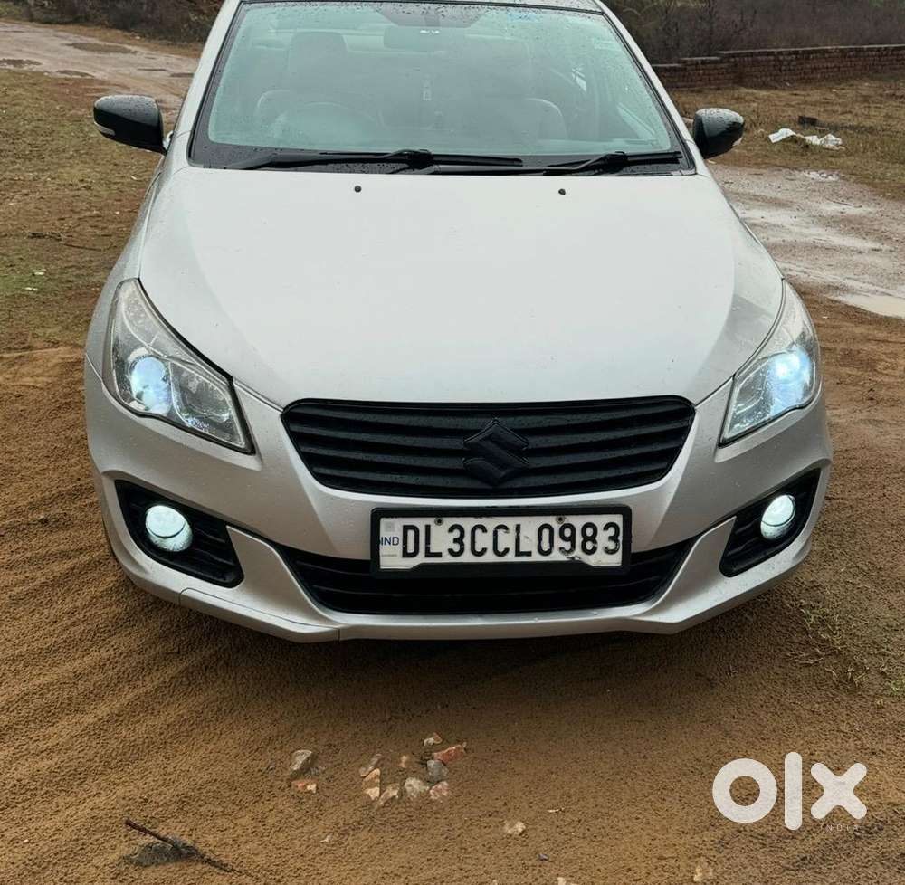 Maruti Suzuki Ciaz Nov 2016 Diesel Top Model