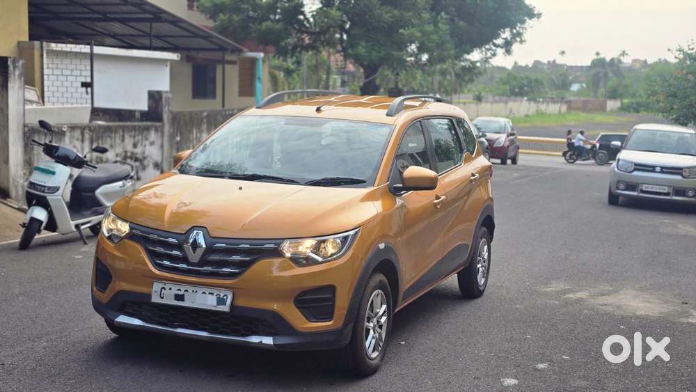 Renault Triber Rxt, 2019, Petrol