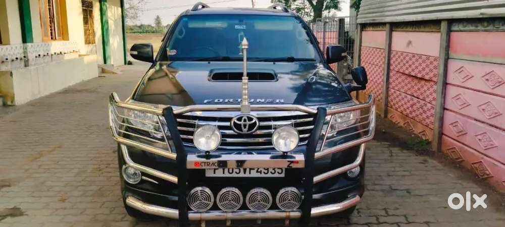 Toyota Fortuner 2015