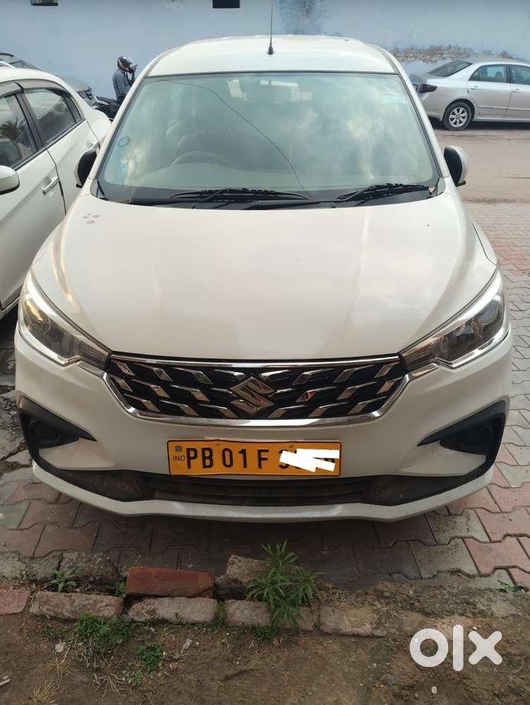 Maruti Ertiga Vxi 2025