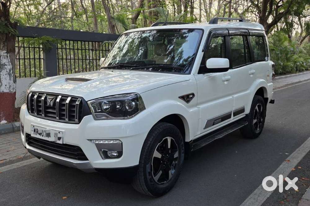 Mahindra Scorpio Classic 2.2 S 11 Mt 7 Str, 2023, Diesel