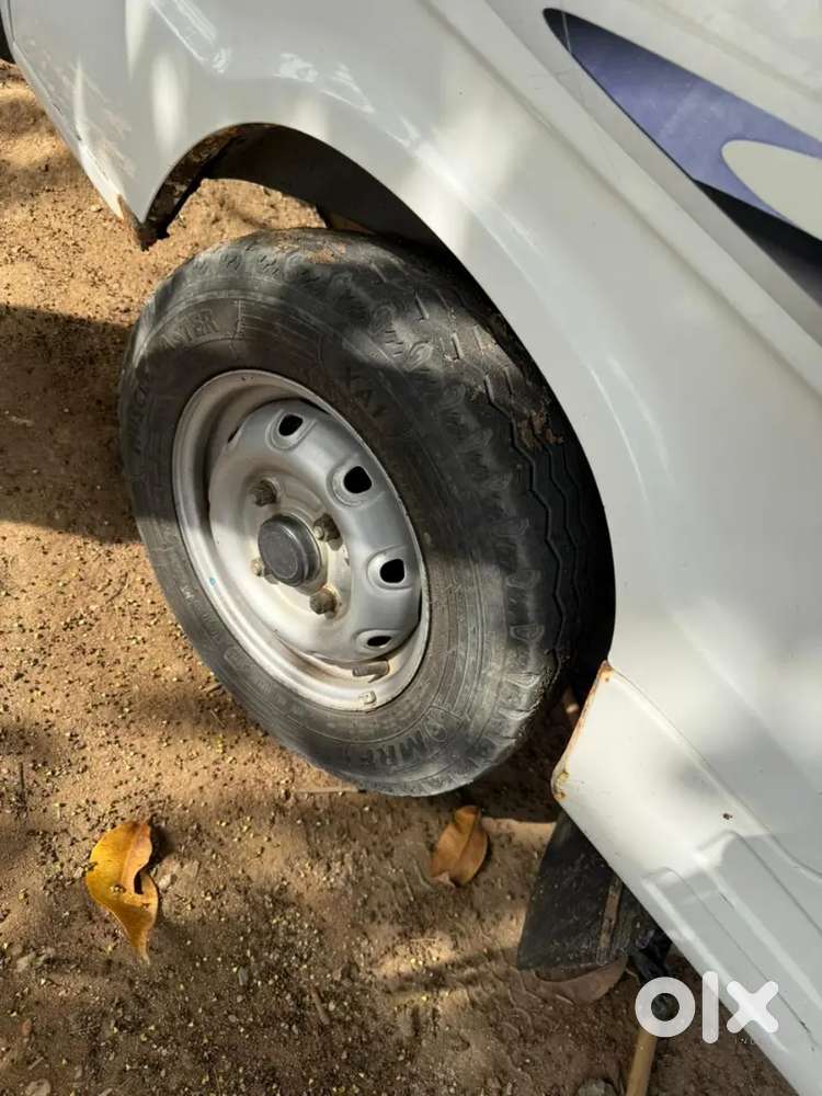 Maruti Suzuki Omni New Van Without Screach A1 Condition