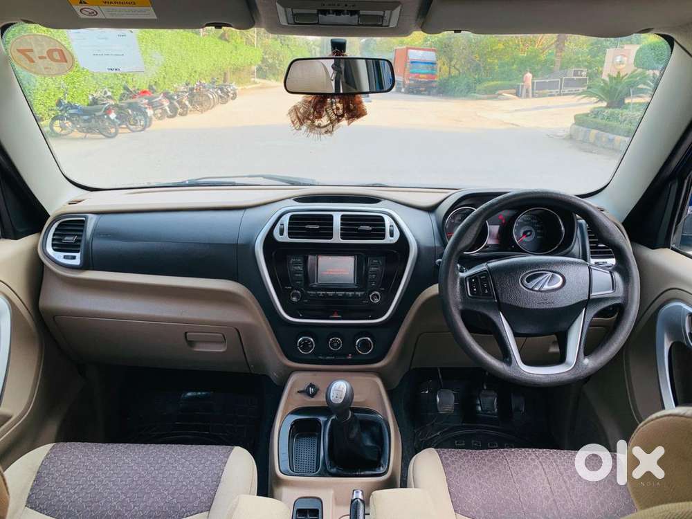 Mahindra Tuv 300 T8, 2017, Diesel