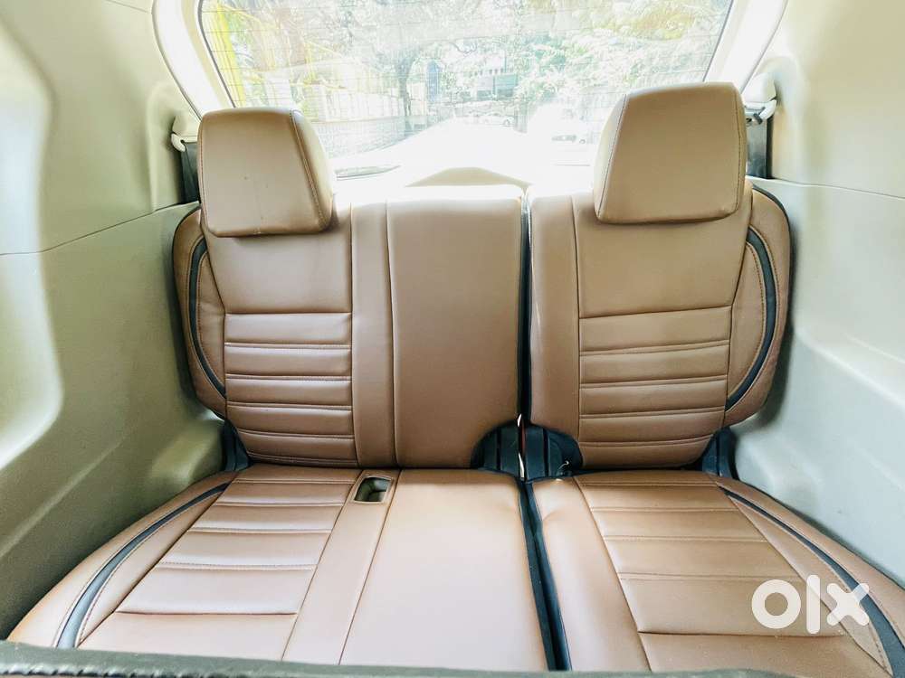 Mahindra Marazzo M6 8str, 2019, Diesel