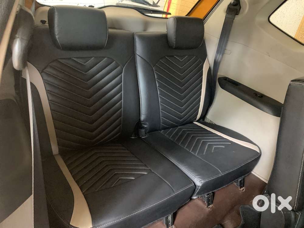 7 Seater With 22 Km/liter Mileage.(check Photos)
