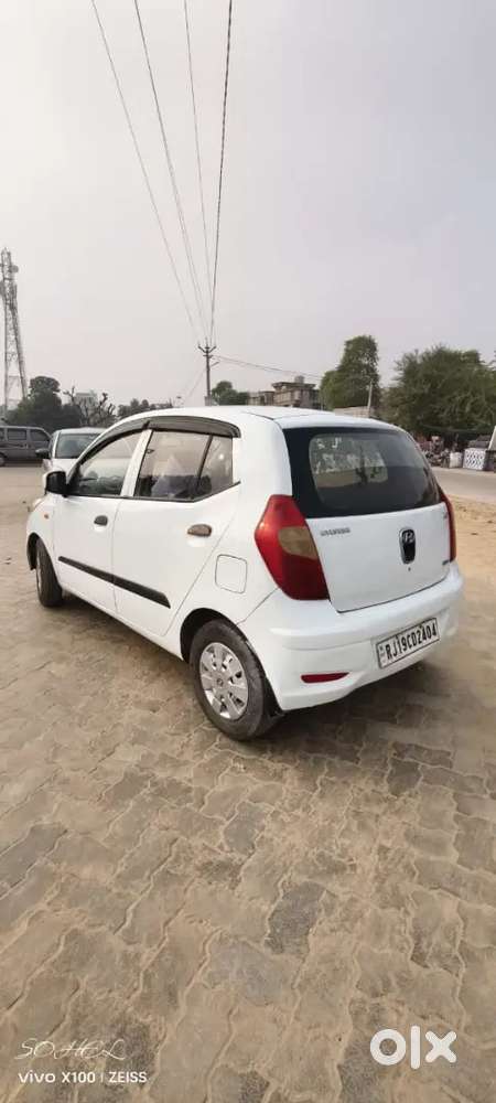Hyundai I10 2012 Petrol 120000 Km Driven