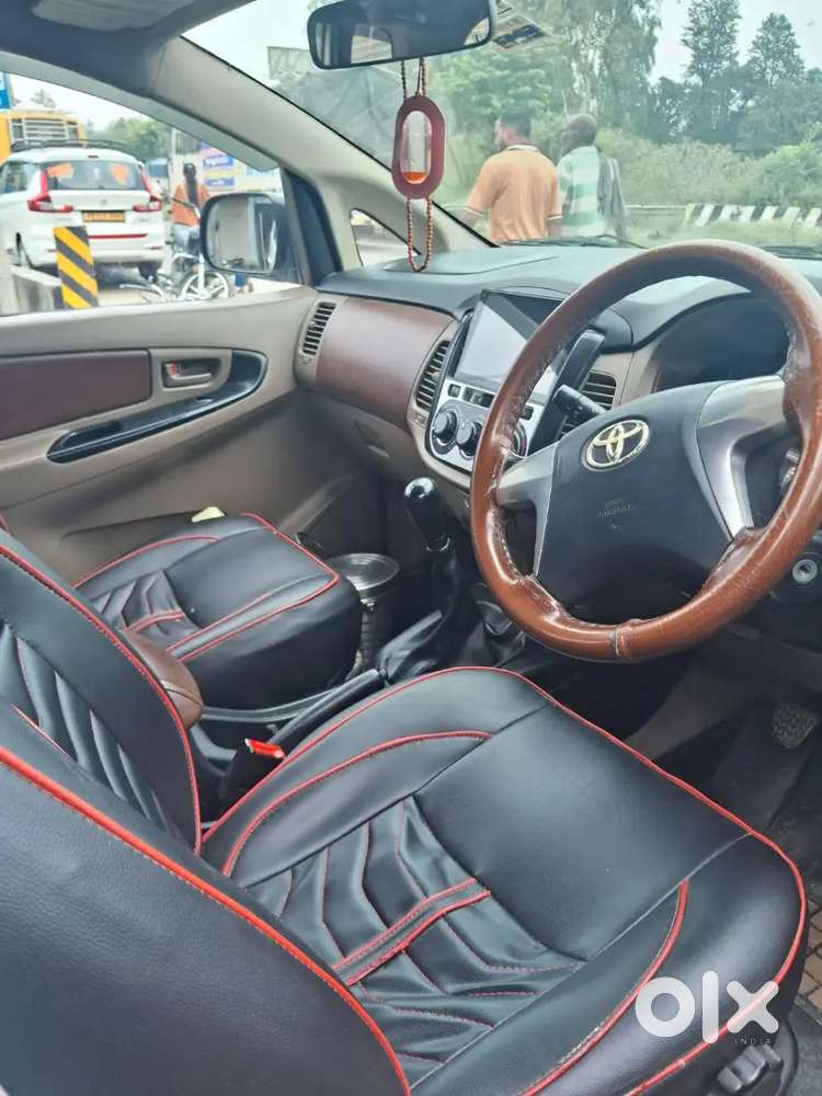 Toyota Innova 2015 Diesel Well Maintained