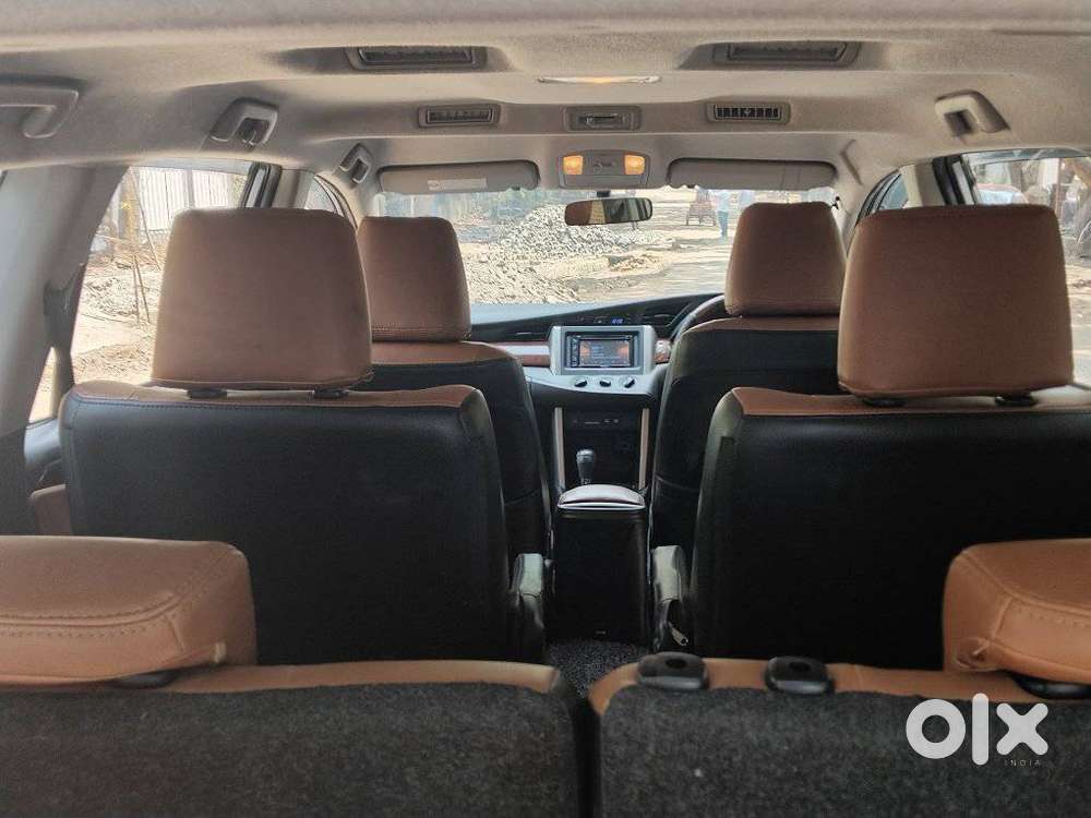 Toyota Innova Crysta