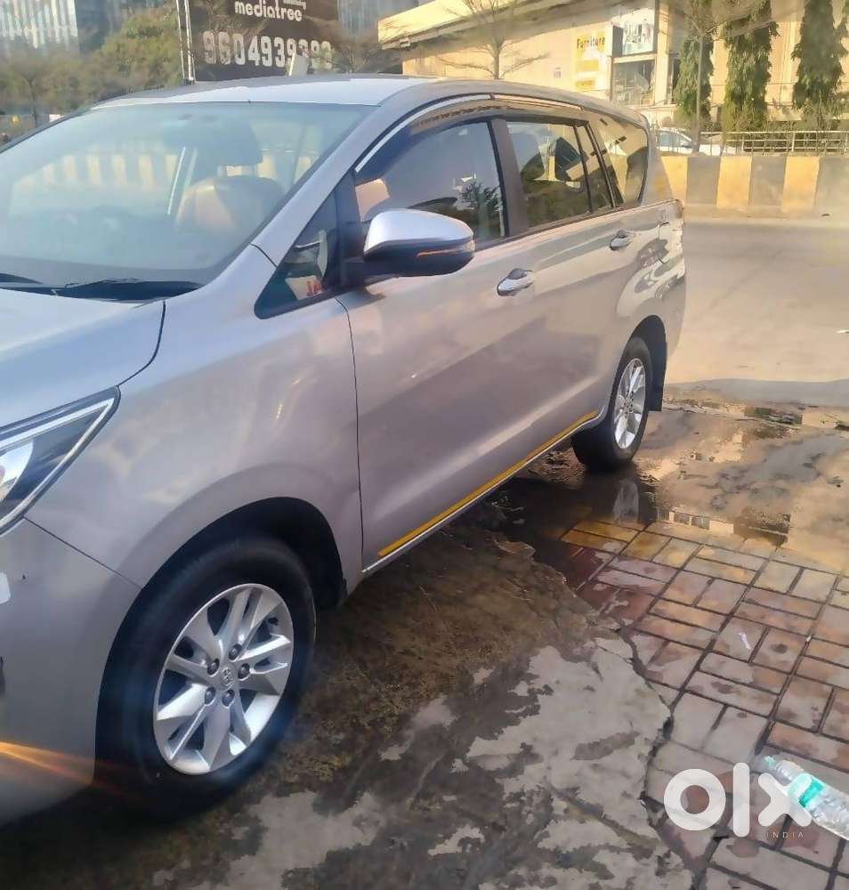 Toyota Innova Crysta