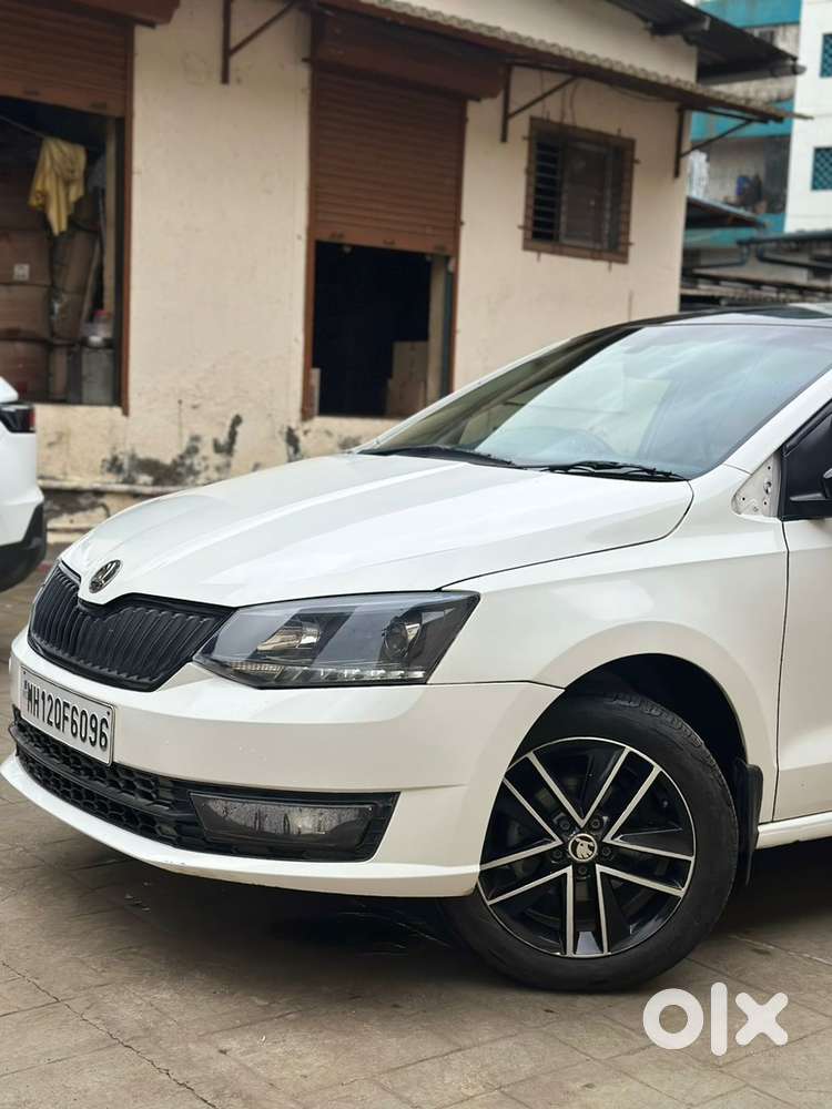 Skoda Rapid 2018 Petrol