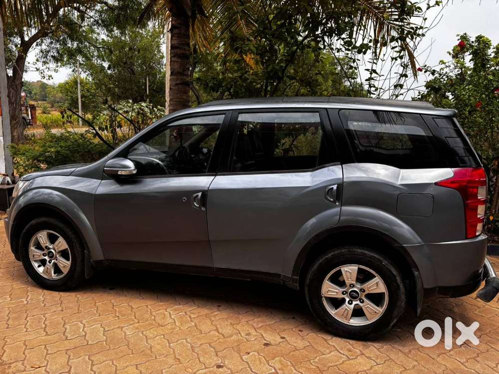 Mahindra Xuv500 W8 2012