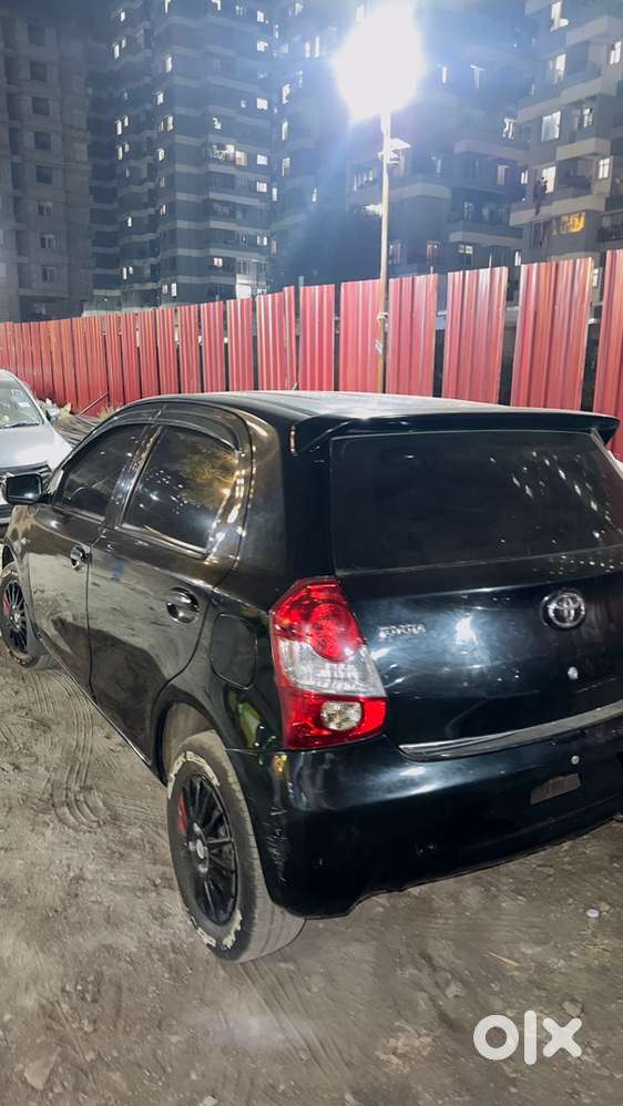 Toyota Etios Liva Petrol 2013