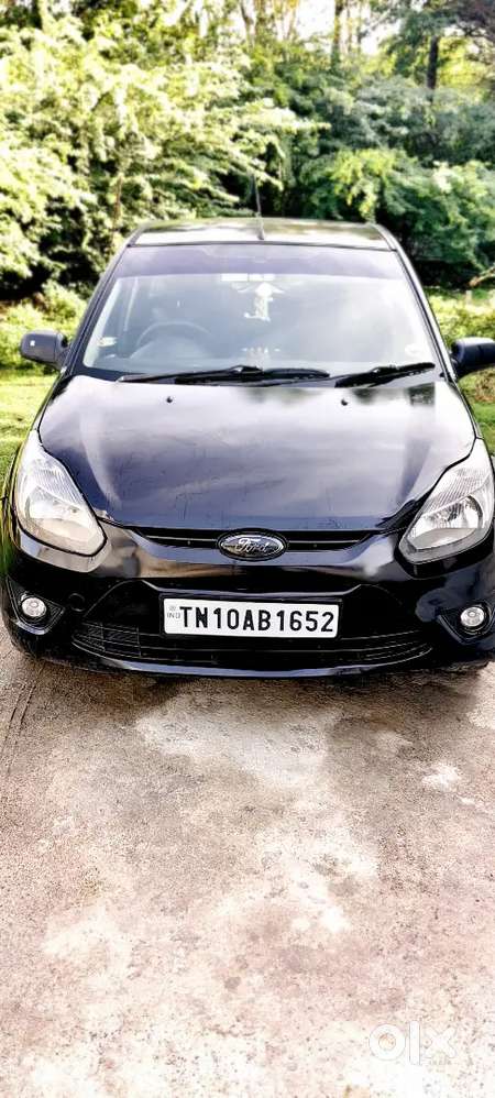 Ford Figo Diesel Zxi 2010 Car