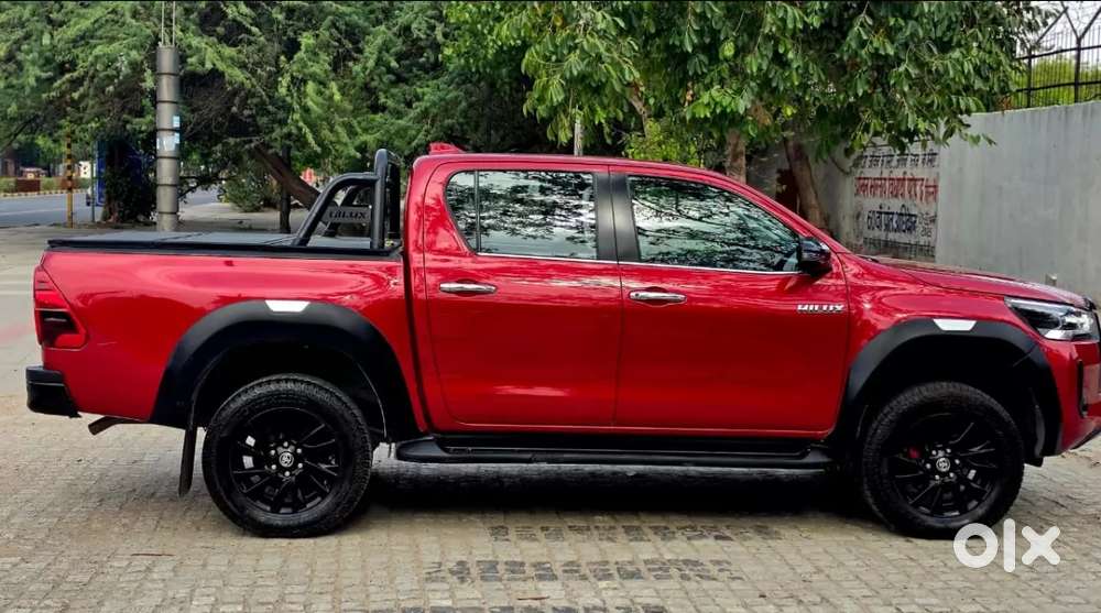 Toyota Hilux 2.8 High 4x4 Mt, 2023, Diesel