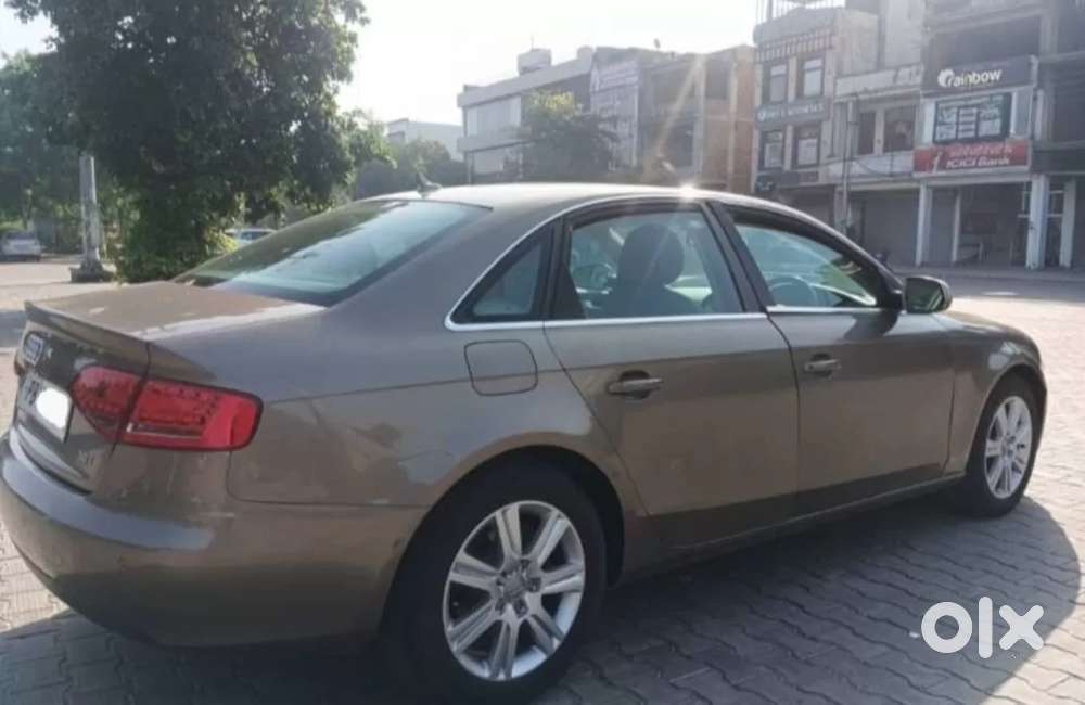 Audi A4, 2010, Petrol