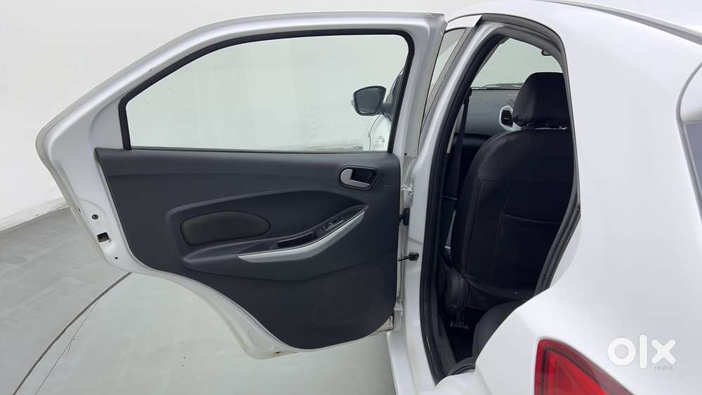 Ford Figo 1.2p Trend Mt, 2016, Petrol