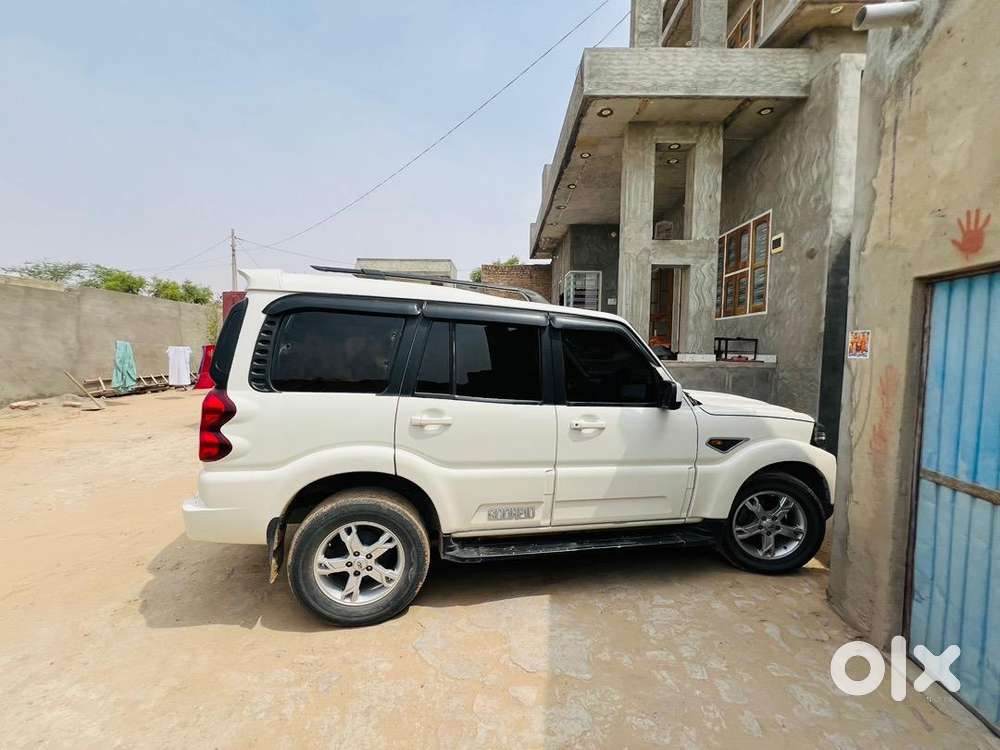 Mahindra Scorpio Diesel 2016