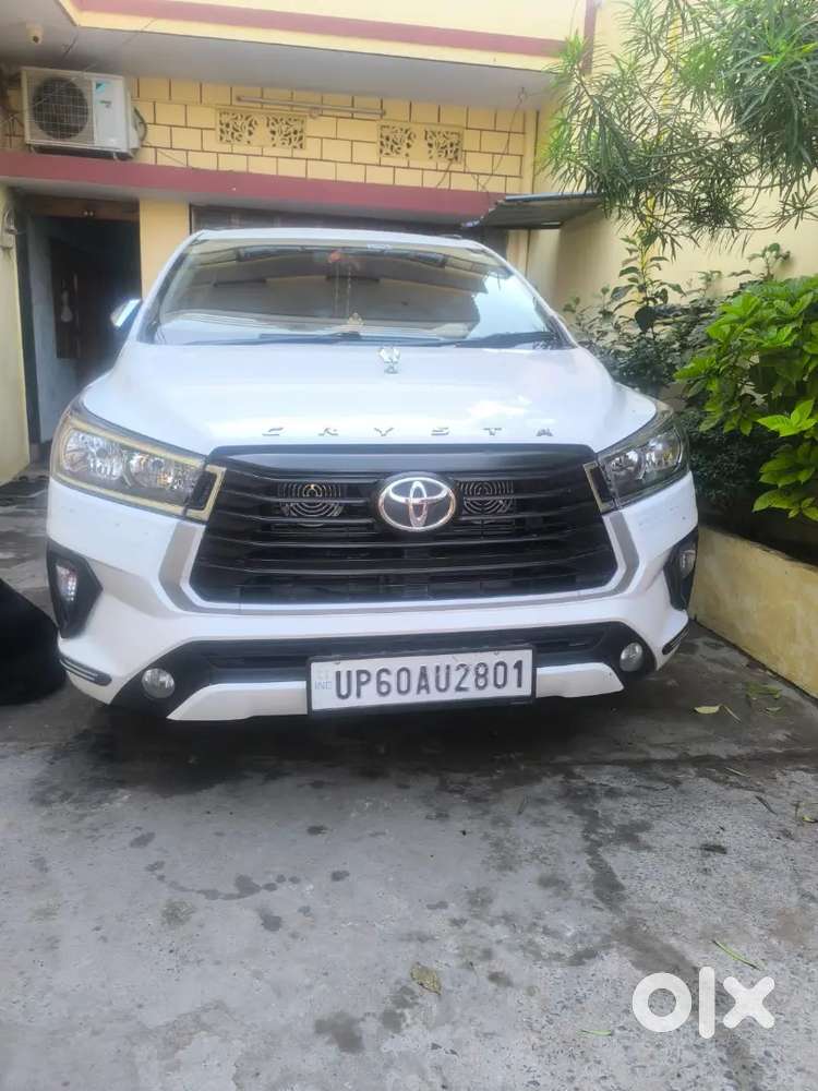 Toyota Innova Crysta