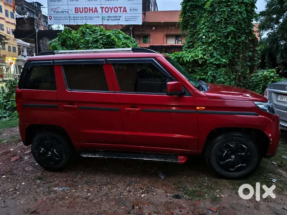 Mahindra Tuv 300 2017