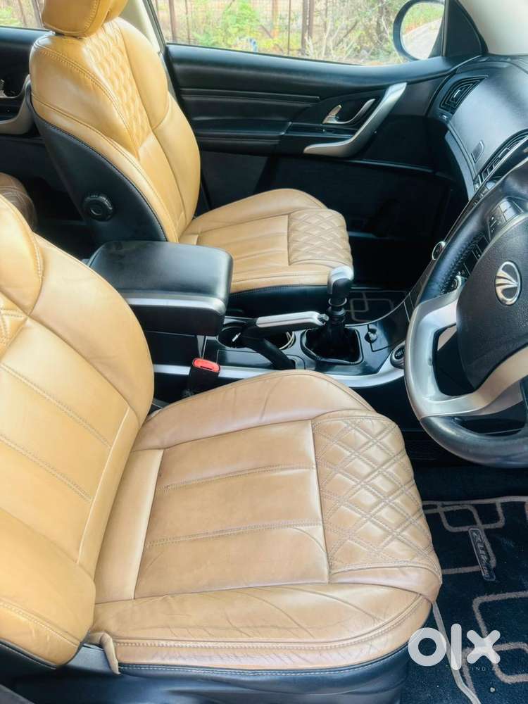 Mahindra Xuv500 W11 Option, 2019, Diesel