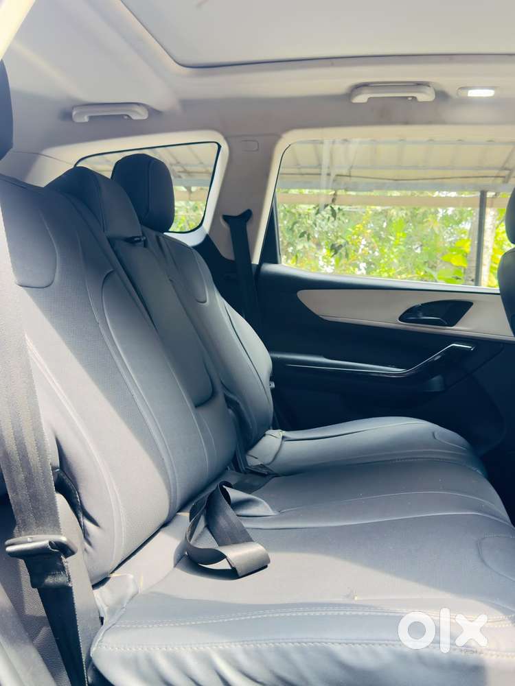 Mahindra Xuv700 2.2 Ax 5 Diesel Mt 7 Str, 2024, Diesel
