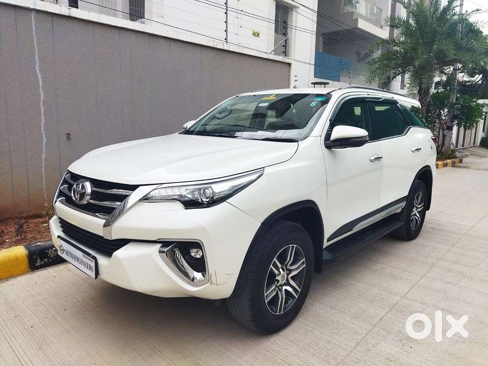 Toyota Fortuner 4x2 At 2.8 Diesel, 2019, Diesel