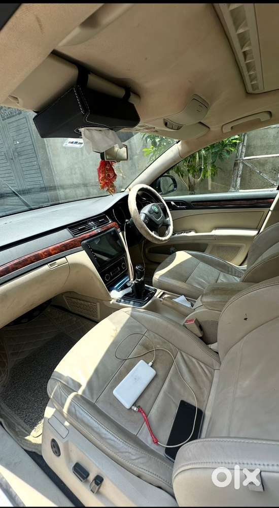 Skoda Superb Petrol 2014 Manual Transmission