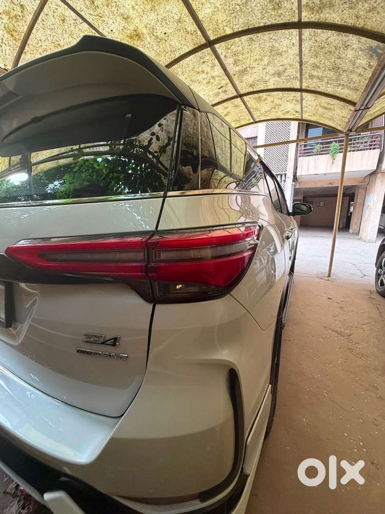 Toyota Fortuner Legender 4/4 Auto Diesel