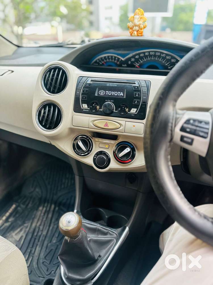 Toyota Etios Liva 2014-2016 Vx, 2015, Petrol