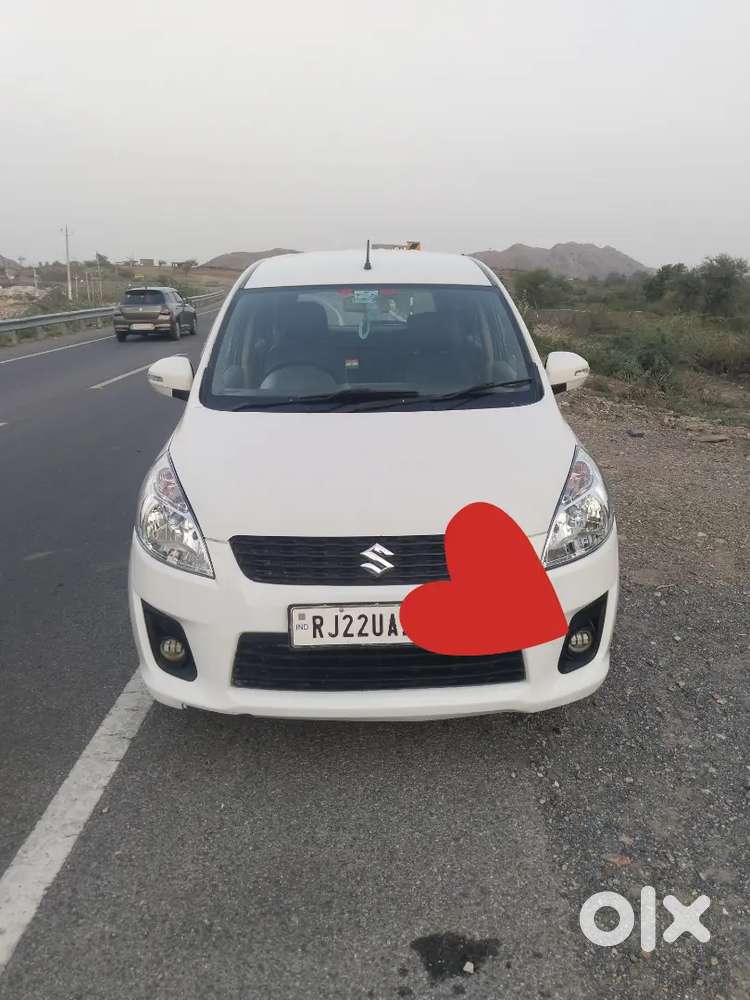 Maruti Suzuki Ertiga 2013 Cng