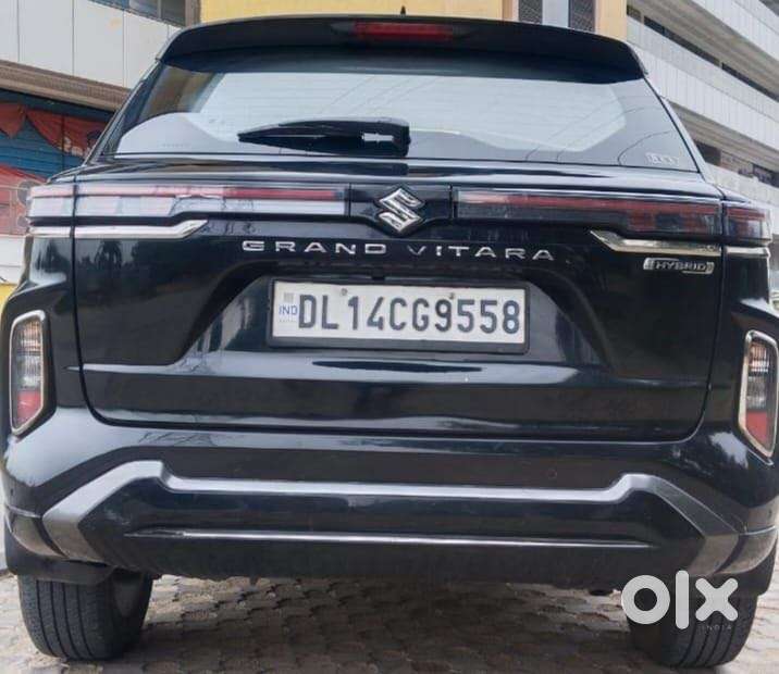 Maruti Suzuki Grand Vitara 1.5 Zeta Plus Dual Tone Intelligent Hybri..