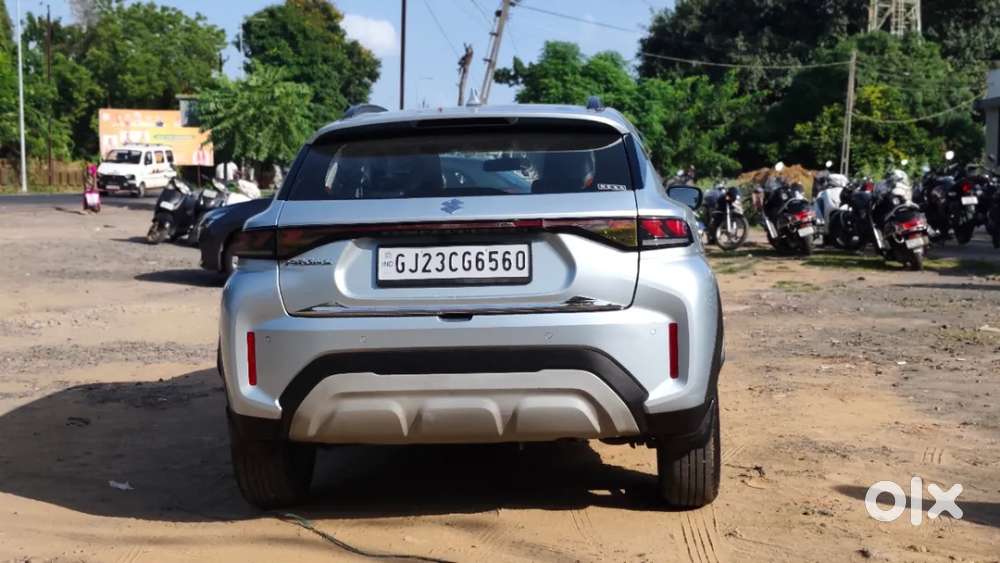 Maruti Suzuki Fronx Delta Plus 1.2l Mt, 2024, Petrol
