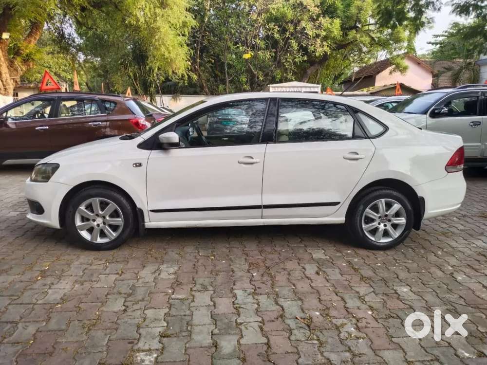 Volkswagen Vento 1.2l Tsi Highline Plus At Petrol, 2015, Petrol