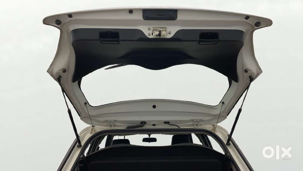 Maruti Suzuki Swift 2018 Zxi Plus, 2020, Petrol