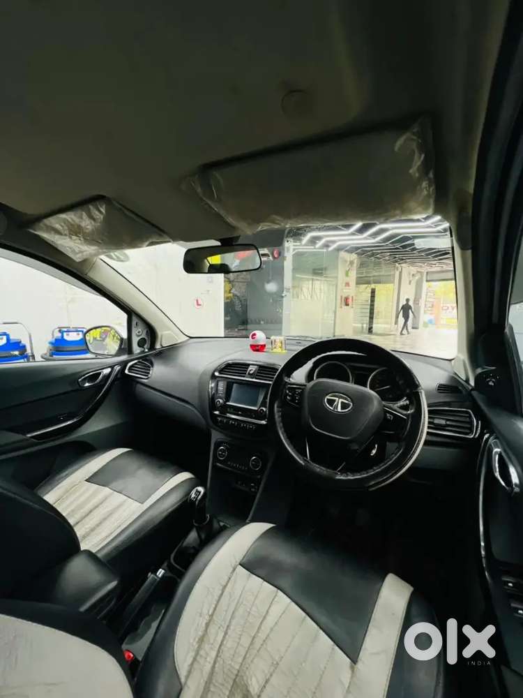 Tata Tigor Petrol 2018 Variant Last Year