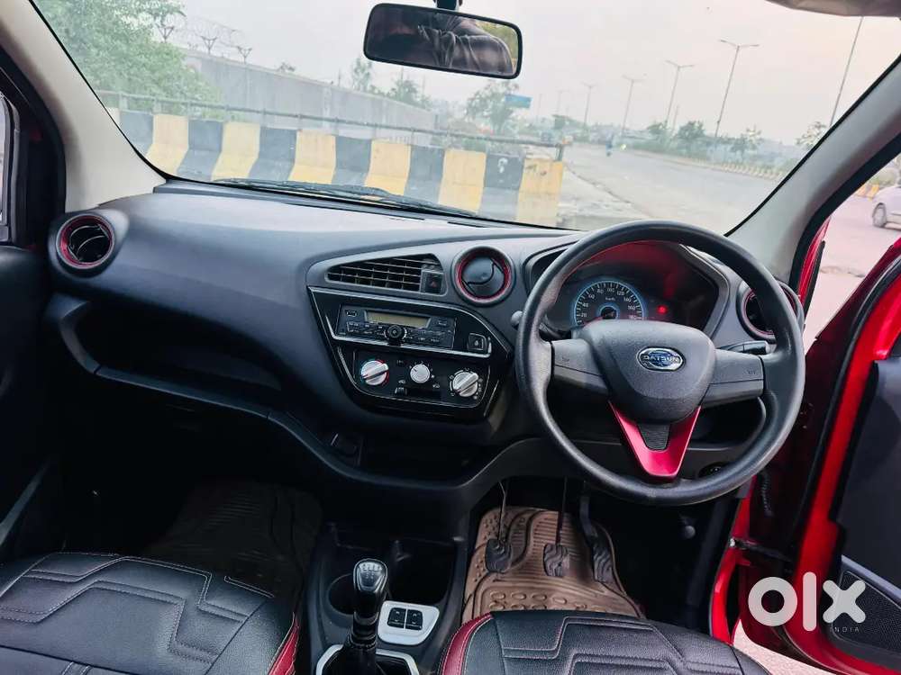 Brand New Car Hai Koe Bhi Kaam Nahi Hua Hai Bahar Se