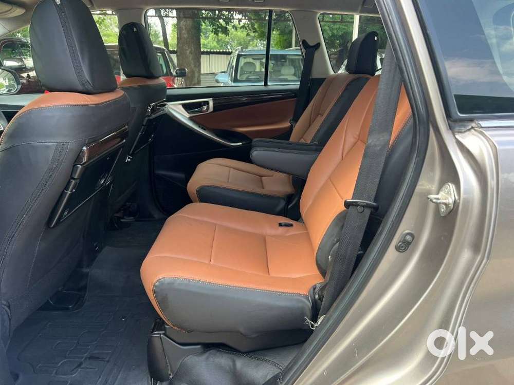 Toyota Innova Crysta 2.8 Zx At 7 Seater, 2019, Diesel