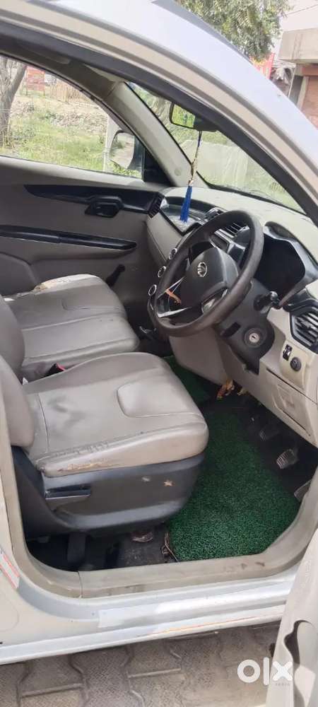 Mahindra Kuv100 Nxt 2017 Diesel 50000 Km Driven