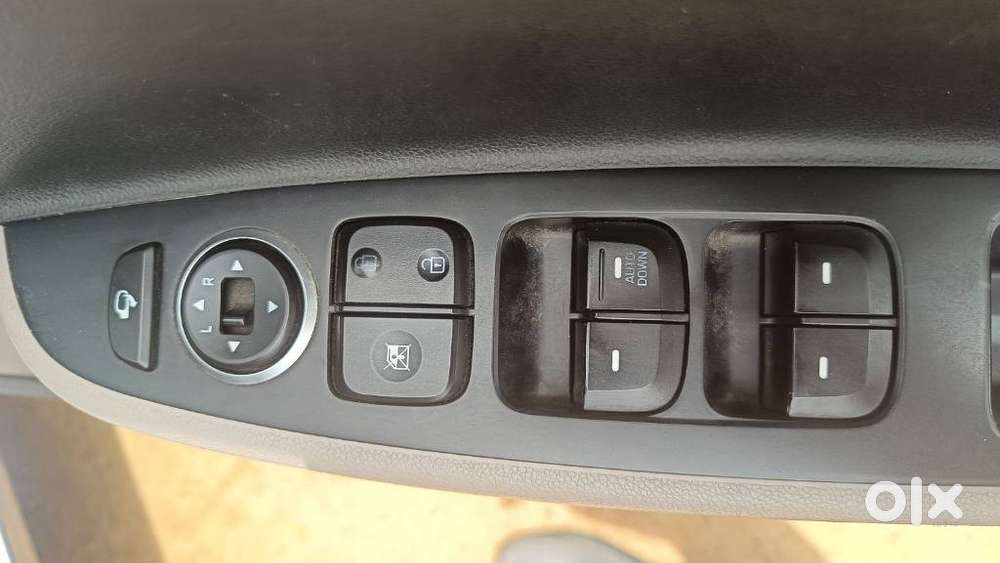 Hyundai Grand I10 Sportz, 2014, Petrol