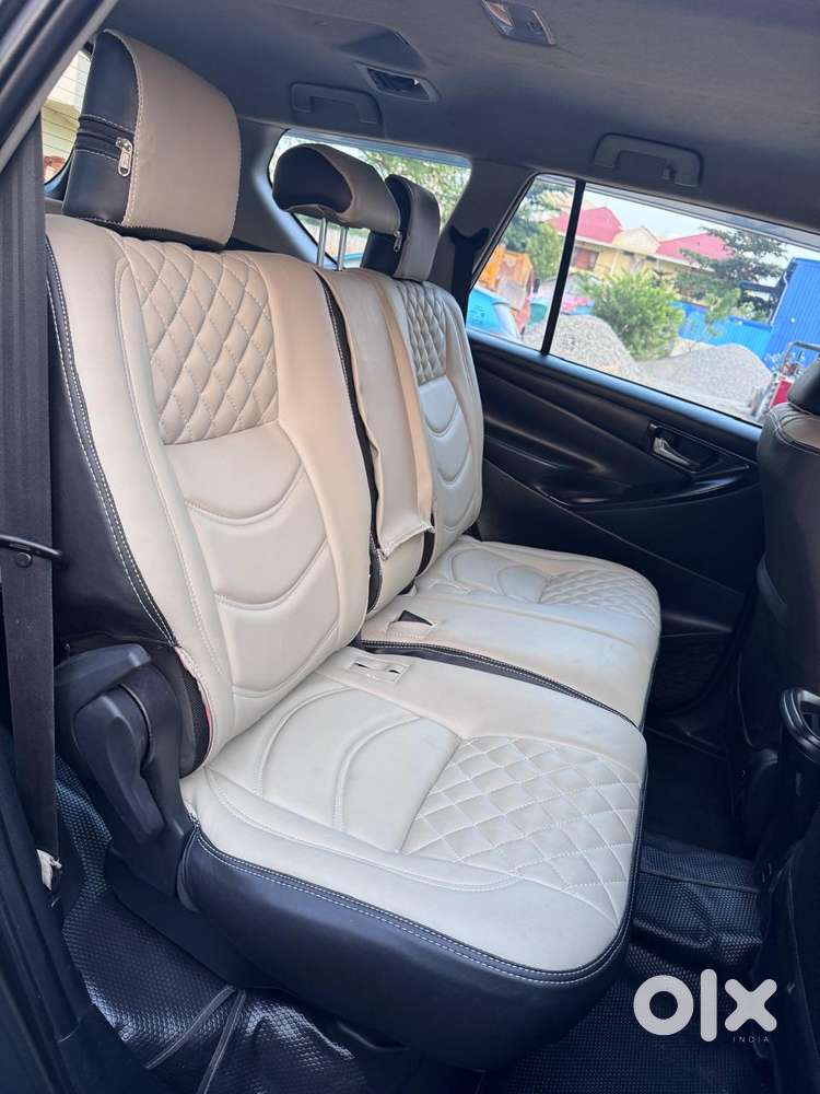 Toyota Innova Crysta 2.4 G Mt 8s, 2018, Diesel