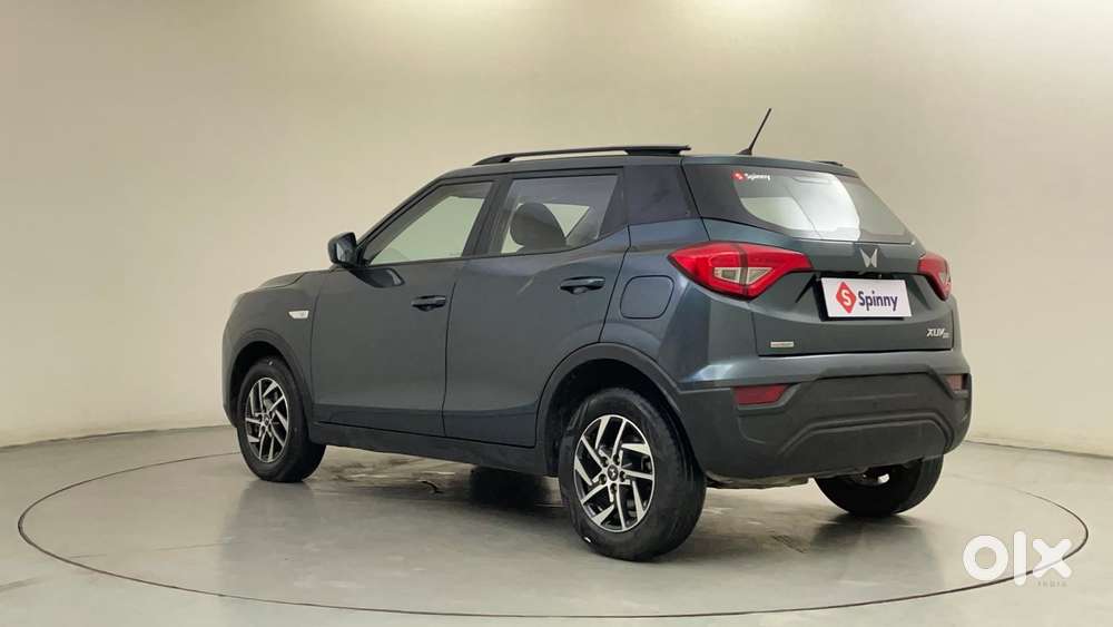 Mahindra Xuv300 W6 Amt Diesel, 2023, Diesel